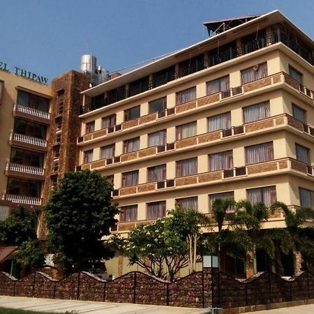 Hotel Thipaw 시뽀 외부 사진