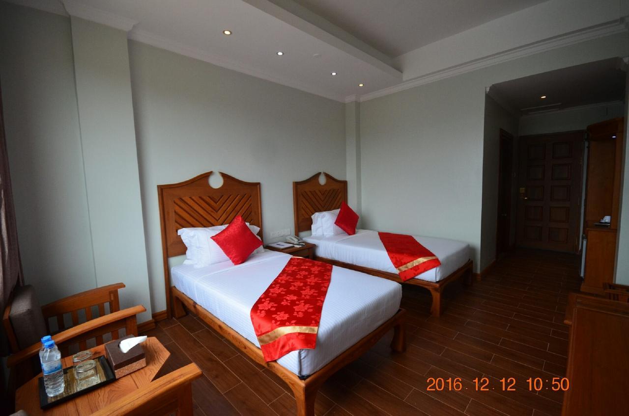 Hotel Thipaw 시뽀 외부 사진